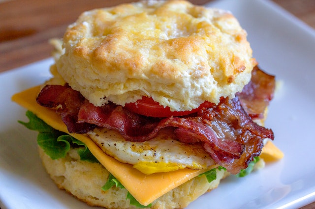 Picture of a breakfast sandwich